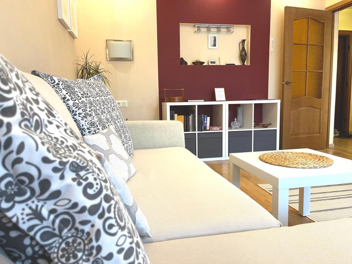 Cozy Home Apartment Lielvardes, Free Parking, Self Check-In Рига Екстериор снимка